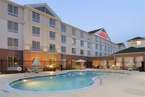 HGI Wilmington Mayfaire Pool